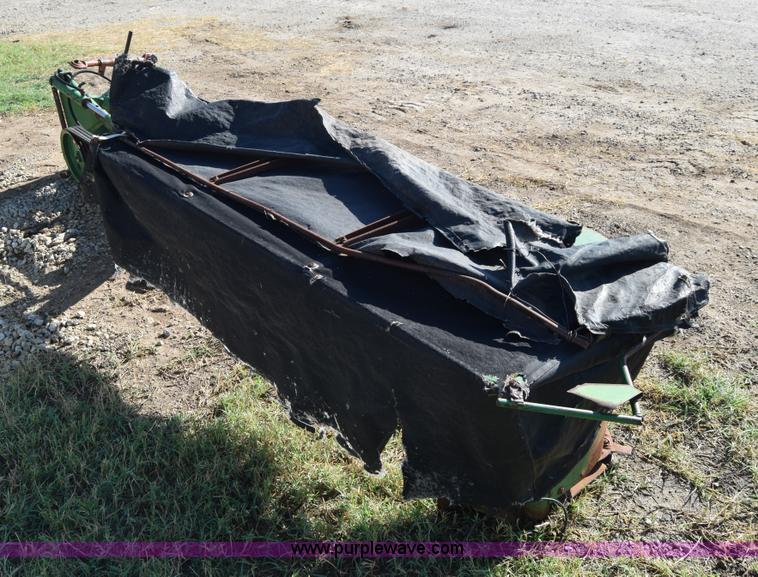 image for item J7842 John Deere disc mower
