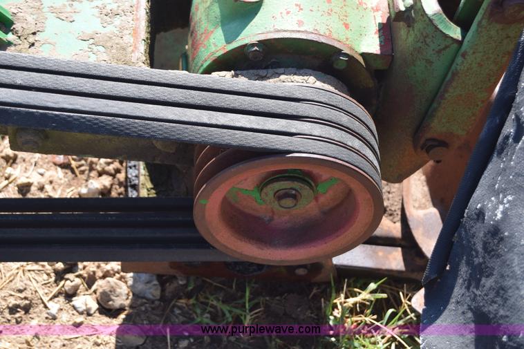 image for item J7842 John Deere disc mower
