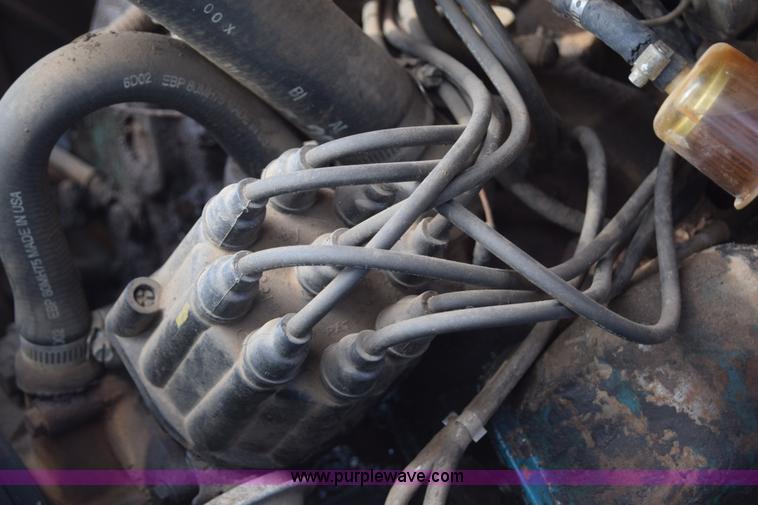 image for item J7878 1974 Jeep J10 pickup truck
