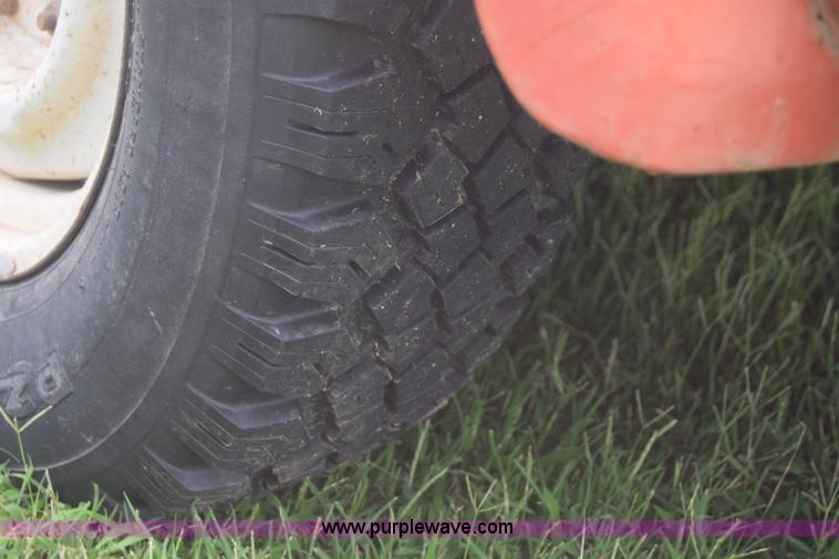 image for item J7878 1974 Jeep J10 pickup truck