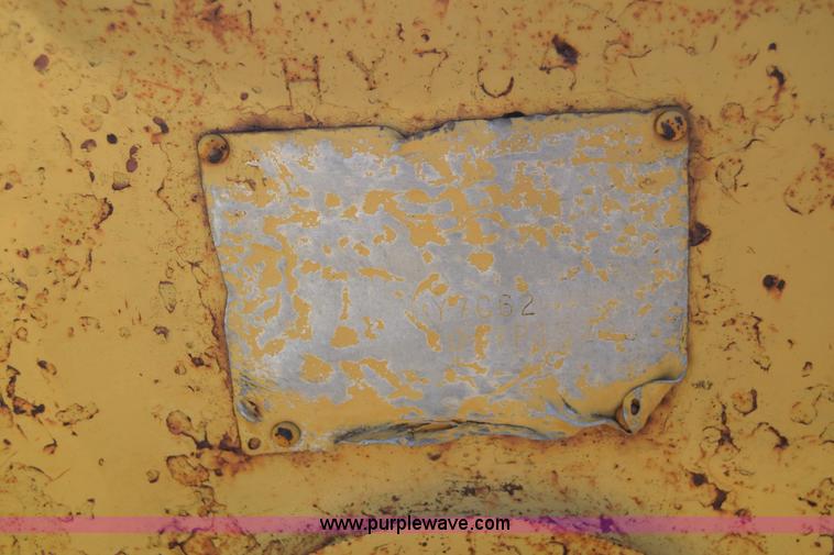 image for item J7942 Hyster D7H dozer winch