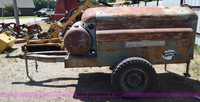image for item J7943 Worthington air compressor