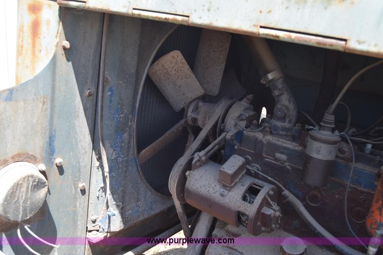image for item J7943 Worthington air compressor