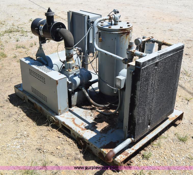 image for item J7944 API air compressor