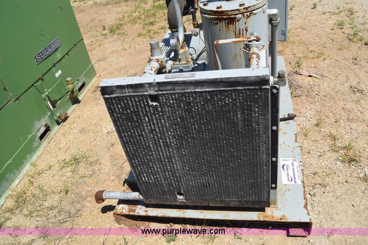 image for item J7944 API air compressor