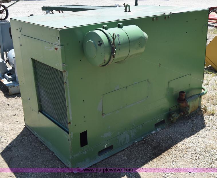 image for item J7945 Sullair air compressor