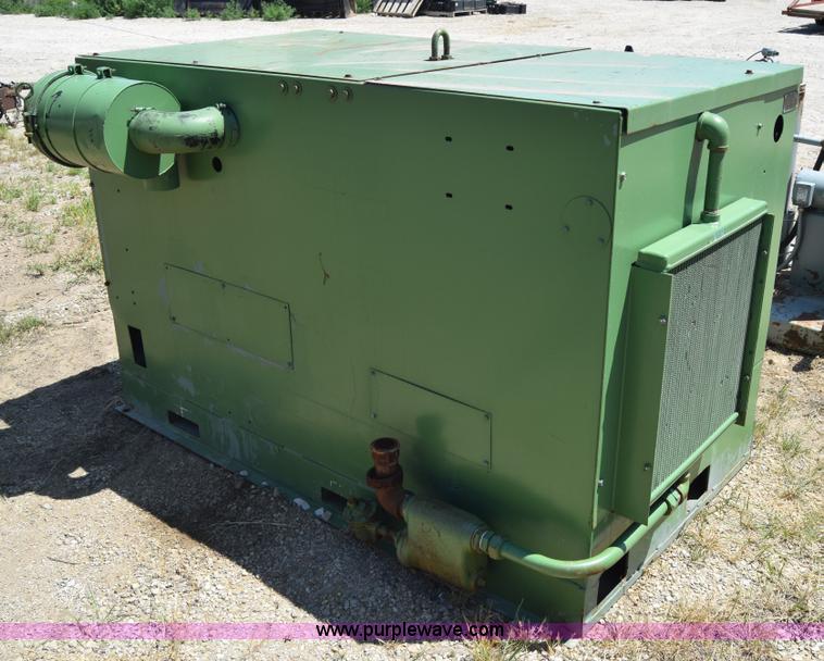 image for item J7945 Sullair air compressor