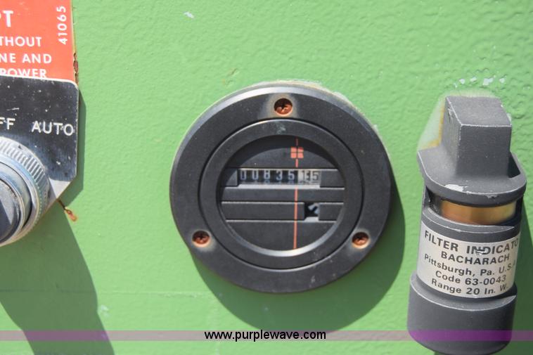 image for item J7945 Sullair air compressor