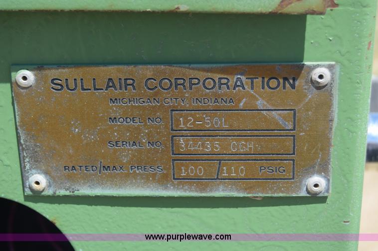 image for item J7945 Sullair air compressor