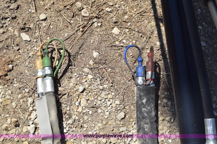 image for item J7949 2008 Case L350 loader