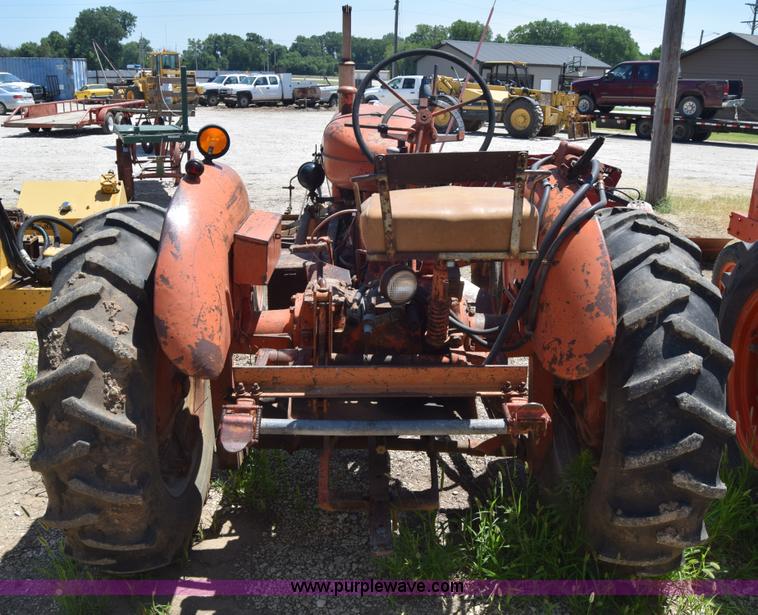 image for item J7952 Allis Chalmers WD tractor