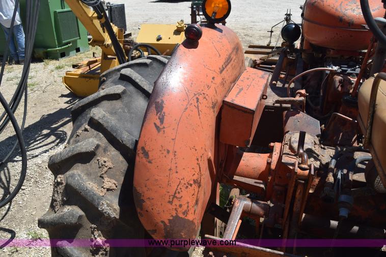 image for item J7952 Allis Chalmers WD tractor