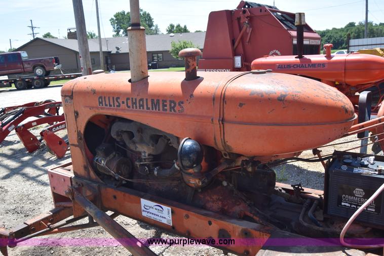 image for item J7952 Allis Chalmers WD tractor