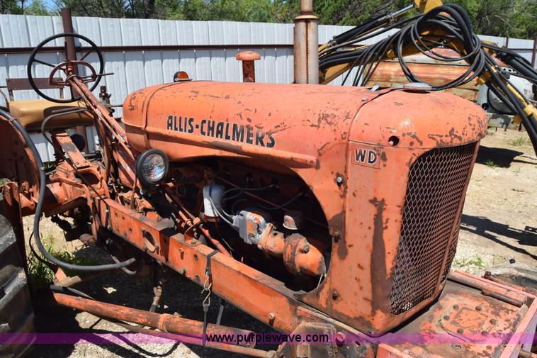 image for item J7952 Allis Chalmers WD tractor