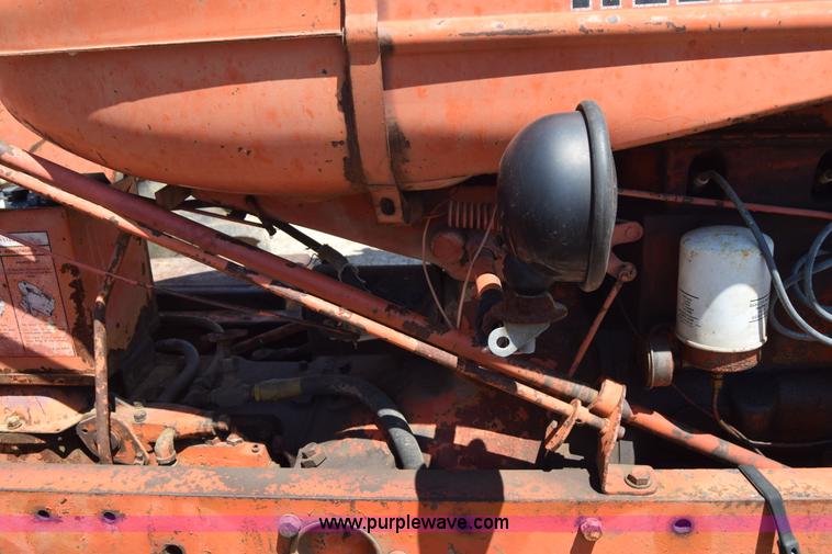 image for item J7952 Allis Chalmers WD tractor