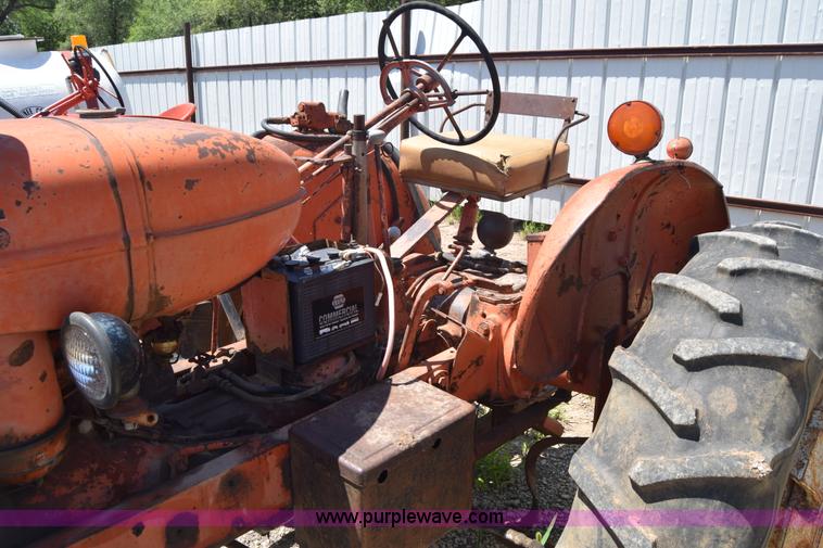 image for item J7952 Allis Chalmers WD tractor