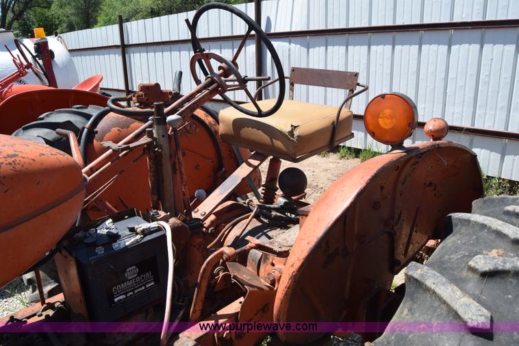 image for item J7952 Allis Chalmers WD tractor
