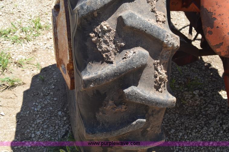 image for item J7952 Allis Chalmers WD tractor