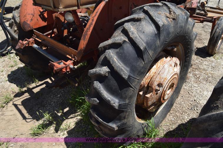 image for item J7952 Allis Chalmers WD tractor