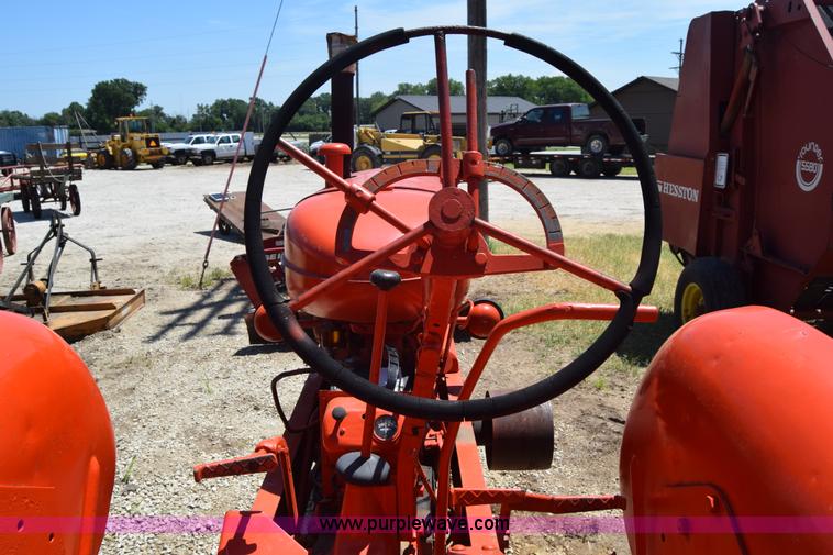 image for item J7953 Allis Chalmers WD tractor