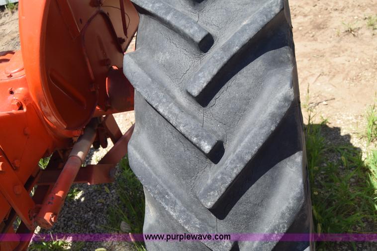 image for item J7953 Allis Chalmers WD tractor