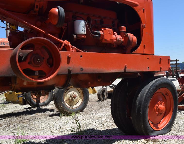 image for item J7953 Allis Chalmers WD tractor