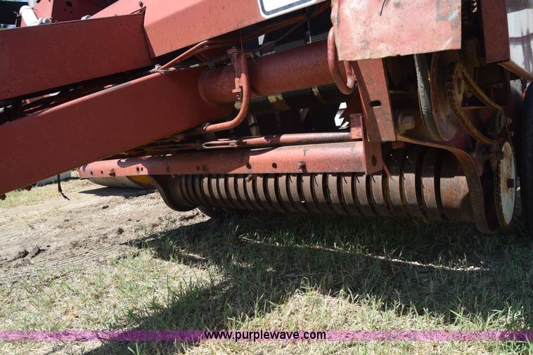 image for item J7955 Hesston 5580 round baler