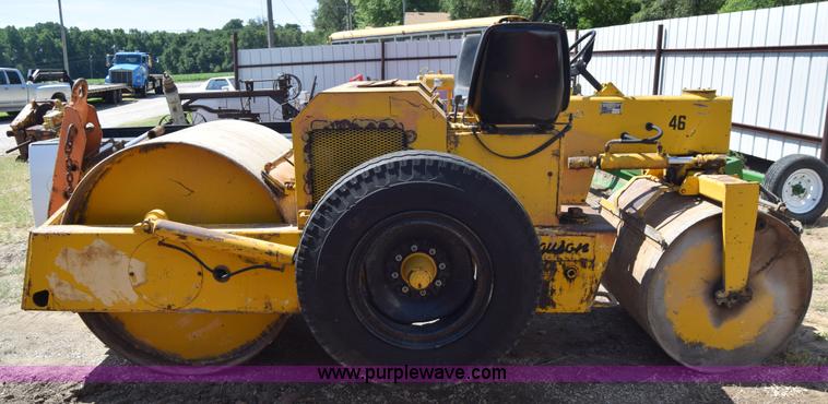 image for item J7957 Ferguson 46 double drum roller