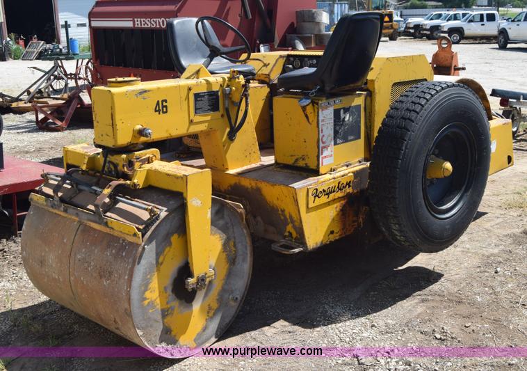image for item J7957 Ferguson 46 double drum roller