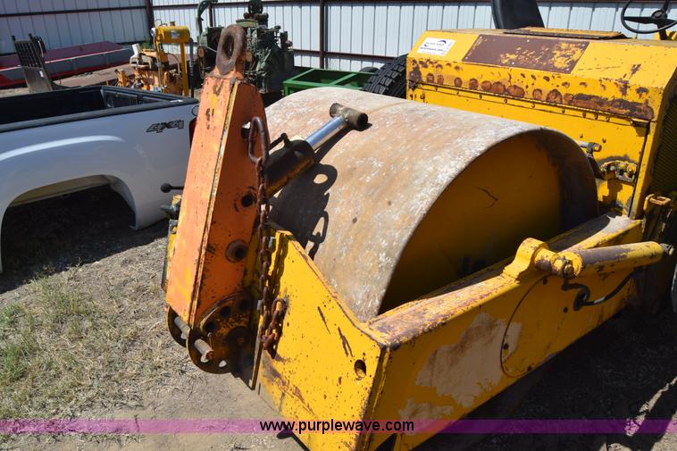 image for item J7957 Ferguson 46 double drum roller
