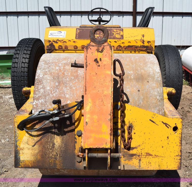 image for item J7957 Ferguson 46 double drum roller