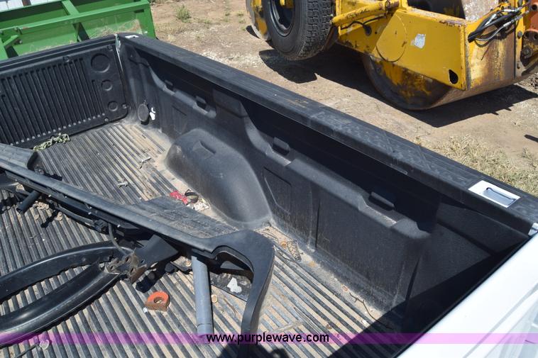 image for item J7959 GMC Sierra truck bed
