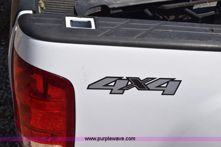 image for item J7959 GMC Sierra truck bed