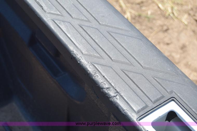 image for item J7959 GMC Sierra truck bed