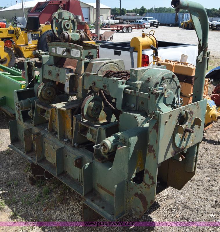 image for item J7960 Tulsa military winch
