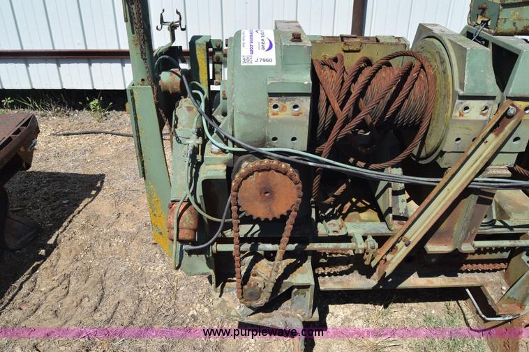 image for item J7960 Tulsa military winch