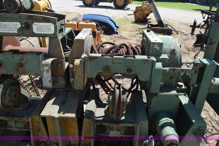 image for item J7960 Tulsa military winch