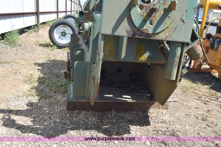 image for item J7960 Tulsa military winch