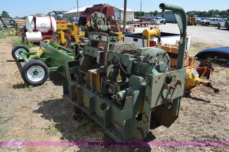 image for item J7960 Tulsa military winch