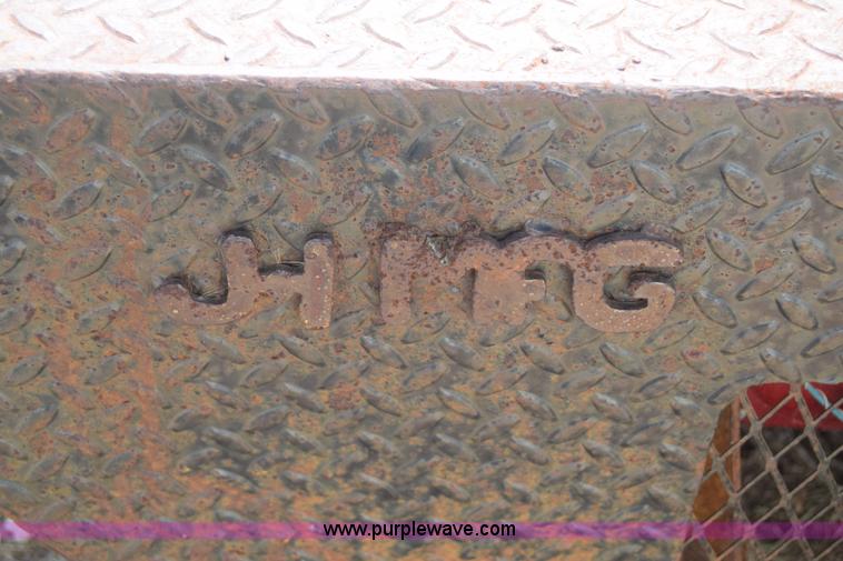 image for item J7962 Flatbed truck bed