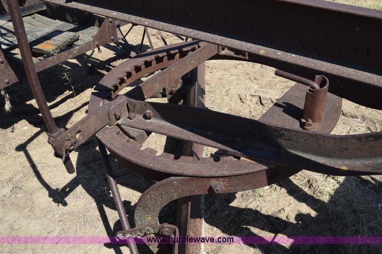 image for item J7964 Pull type grader