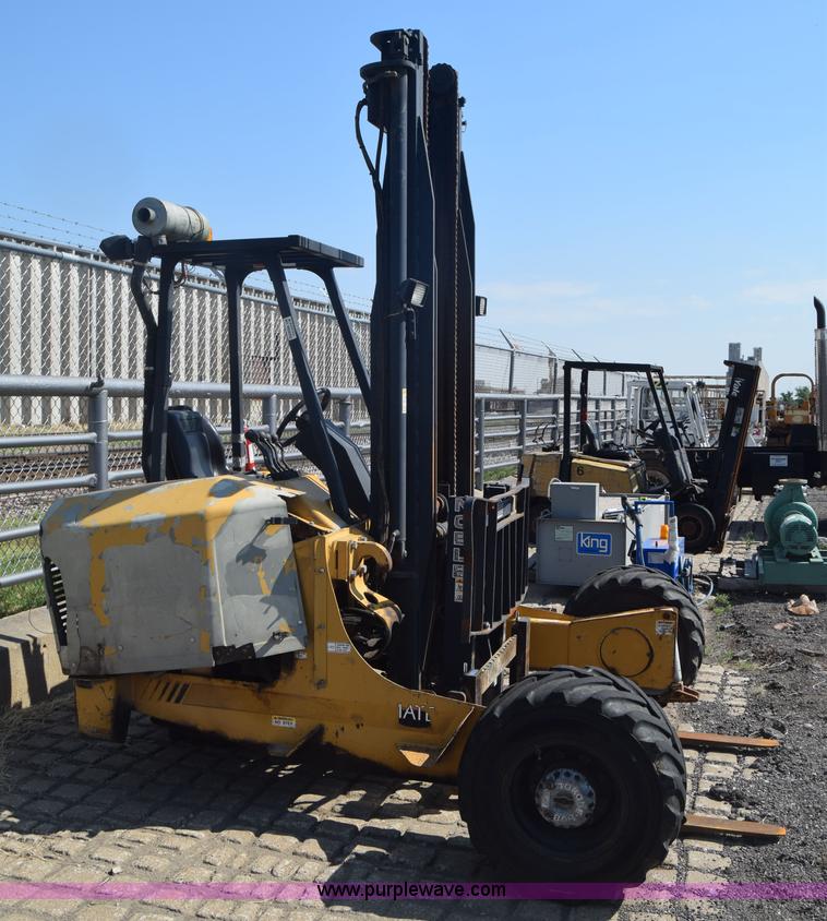 image for item J7998 Noble TM20 forklift