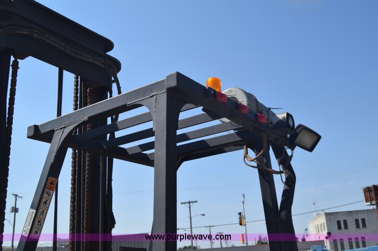 image for item J7998 Noble TM20 forklift