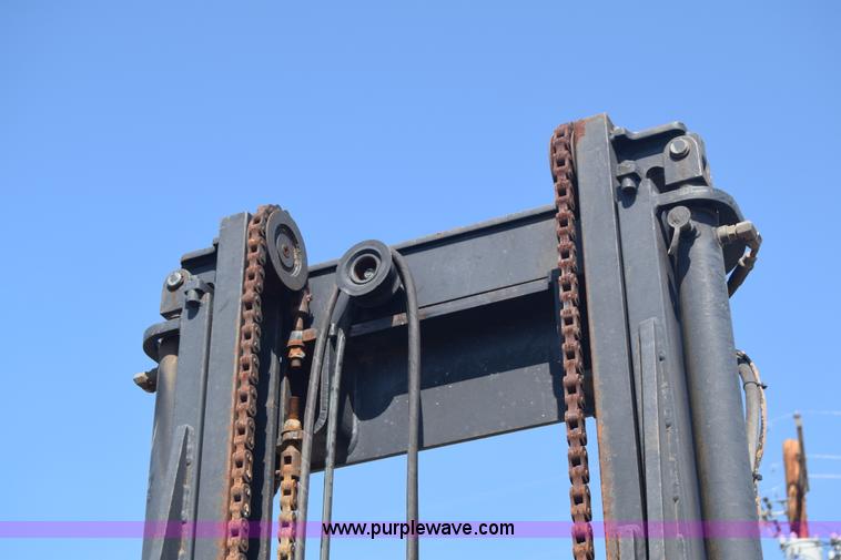 image for item J7998 Noble TM20 forklift