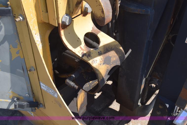 image for item J7998 Noble TM20 forklift