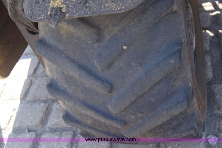 image for item J7998 Noble TM20 forklift