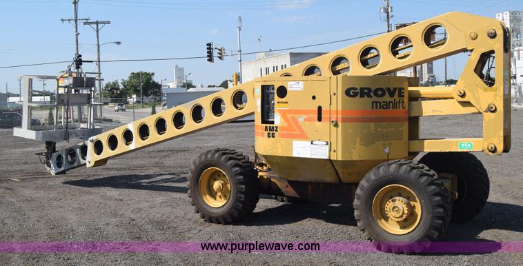 image for item J7999 Grove AMZ66 boom lift