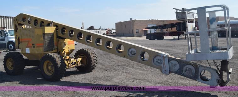 image for item J7999 Grove AMZ66 boom lift
