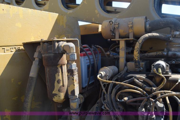 image for item J7999 Grove AMZ66 boom lift