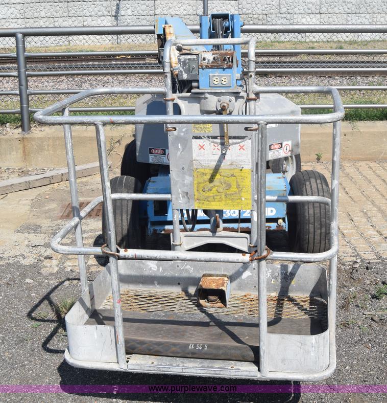 image for item J8000 Genie 30/20HD boom lift